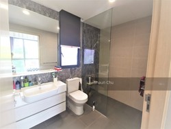 The Luxurie (D19), Condominium #208573791